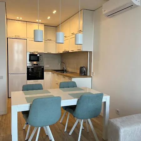 Vip Apartmens Avalon Апартаменты *